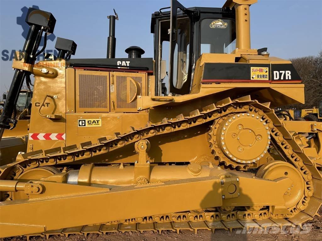 CAT D7R Гусеничные бульдозеры