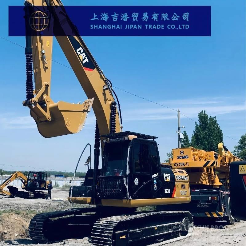 CAT 323 D Гусеничные экскаваторы