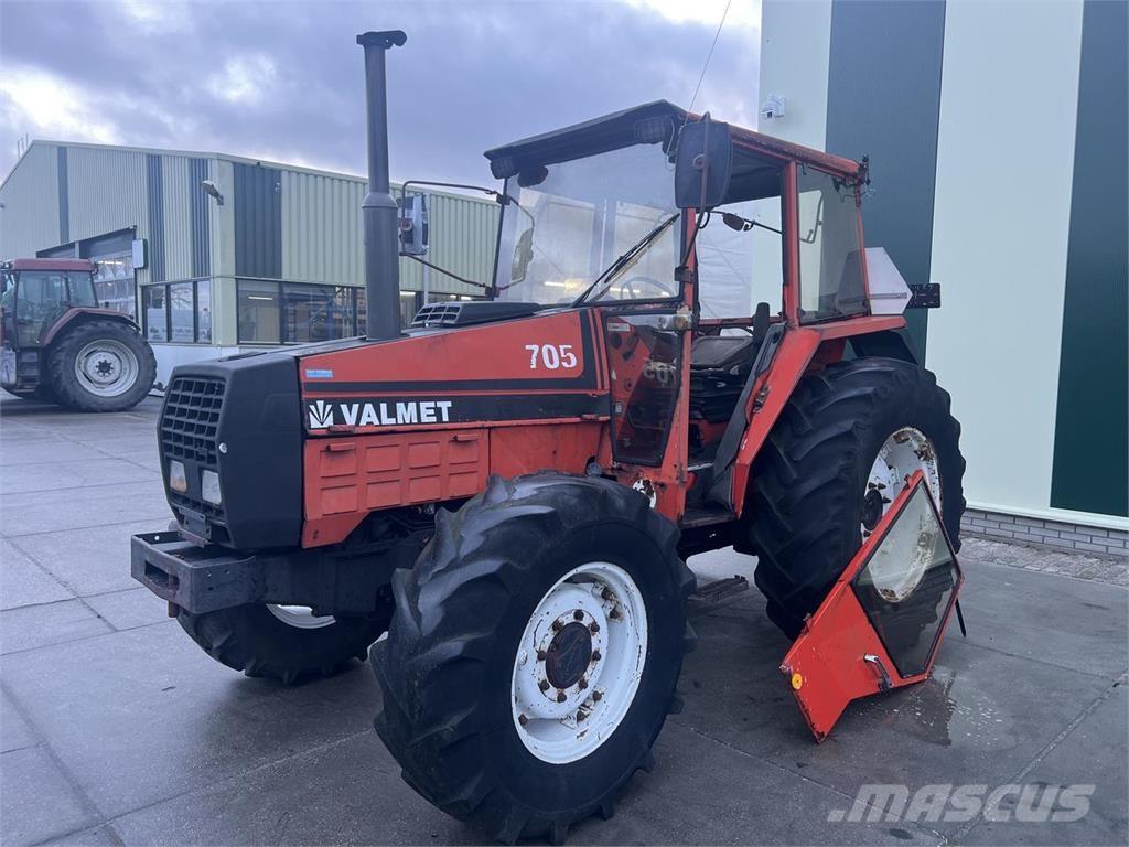 Valtra Valmet 705 Трактора