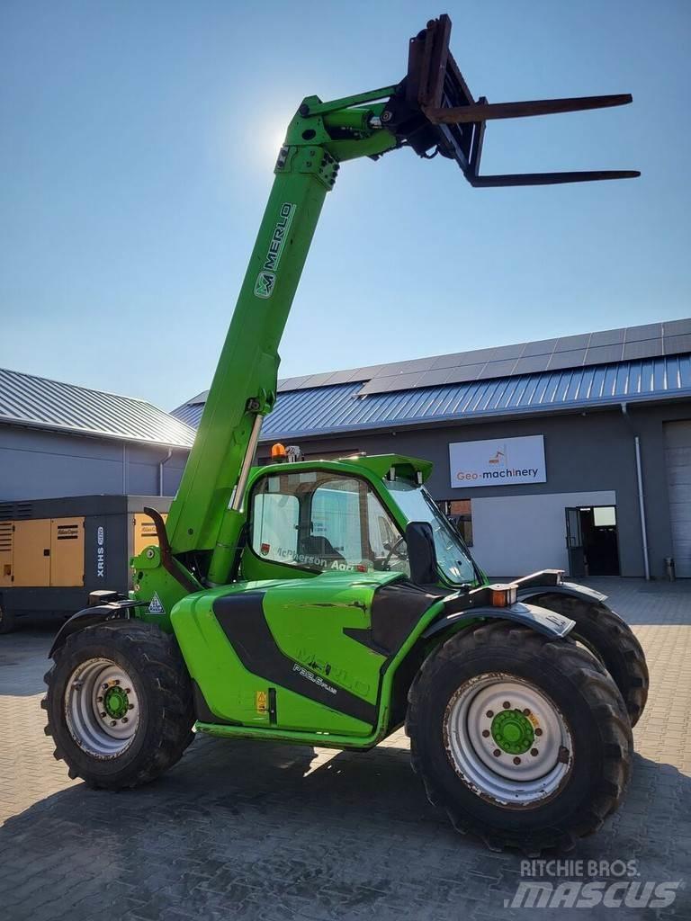 Merlo P32.6 PLUS Многофункциональные сельскохозяйственные погрузчики