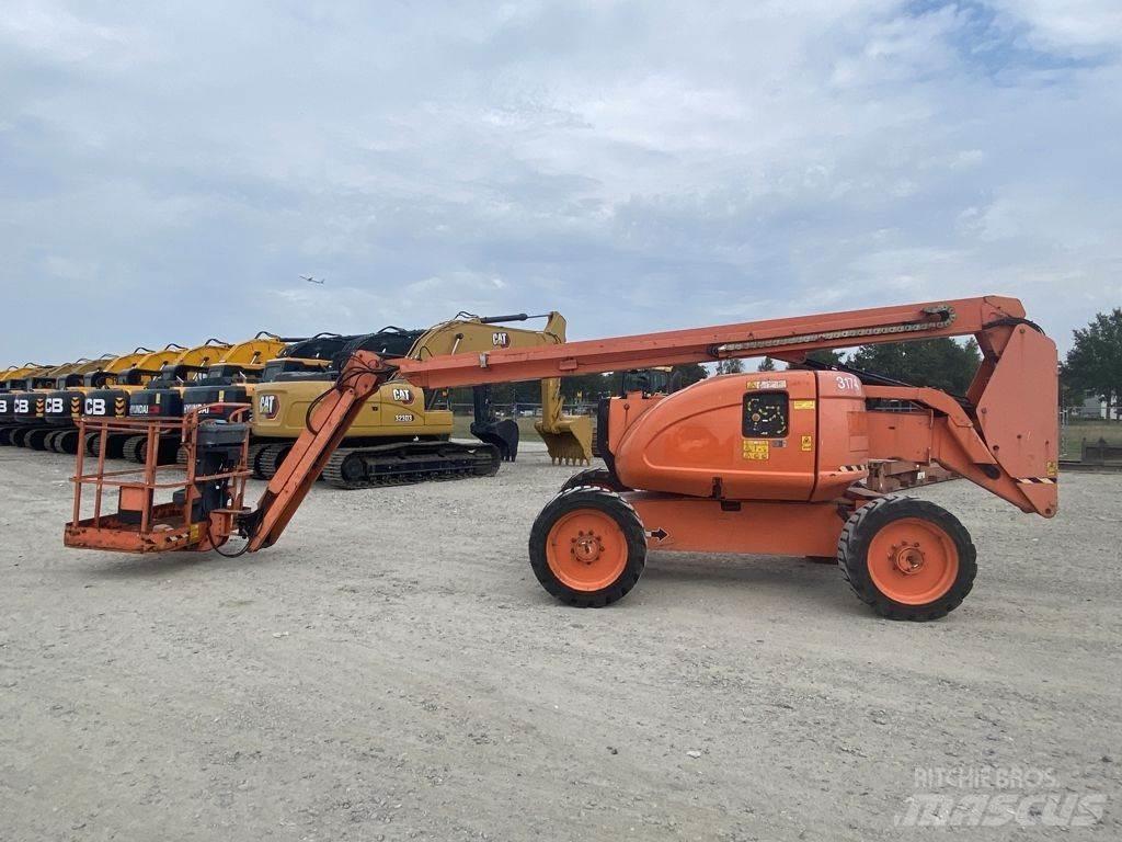 JLG 600AJ Коленчатые подъемники