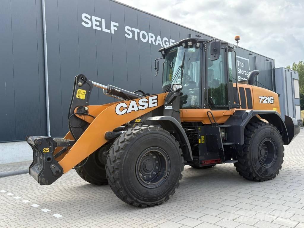 CASE 721G Фронтальные погрузчики