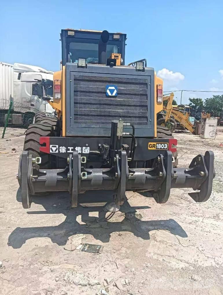 XCMG 1803 Грейдеры