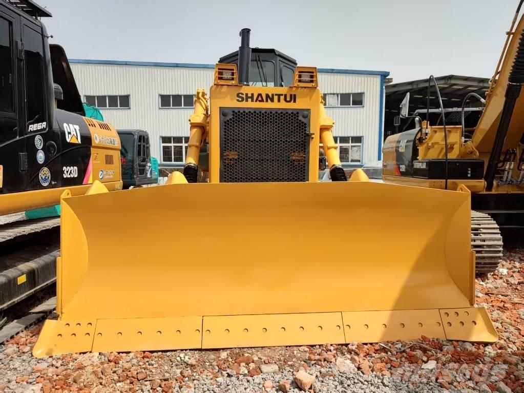 Shantui SD22 Гусеничные бульдозеры