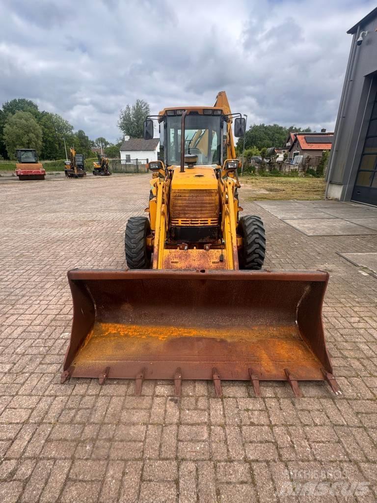 Komatsu WB 97 R-5EO Экскаваторы-погрузчики
