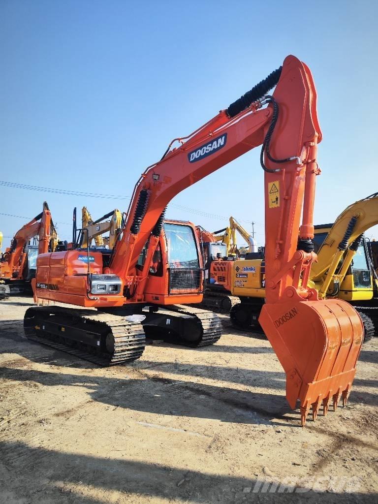 Doosan 150lc Гусеничные экскаваторы