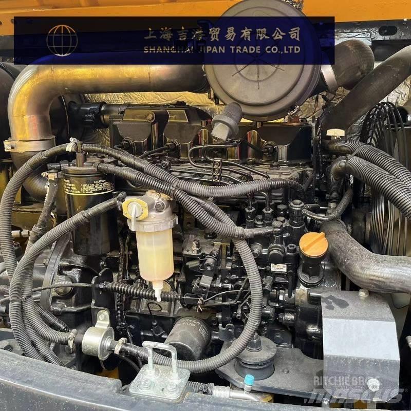 XCMG XE 60 DA Гусеничные экскаваторы