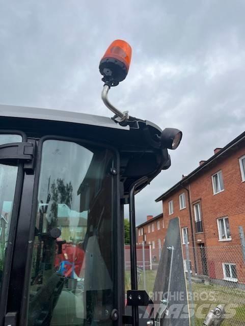 Massey Ferguson 4708 Трактора
