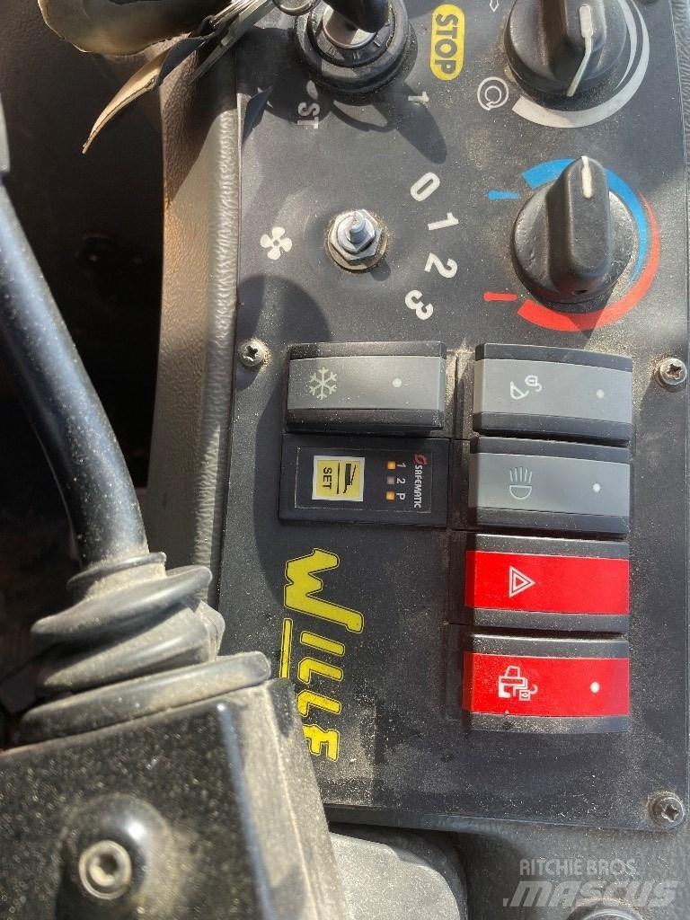 Wille 855C Коммунальные мини-погрузчики
