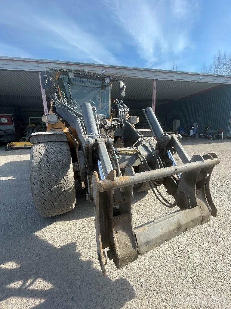 Wille 855C Коммунальные мини-погрузчики