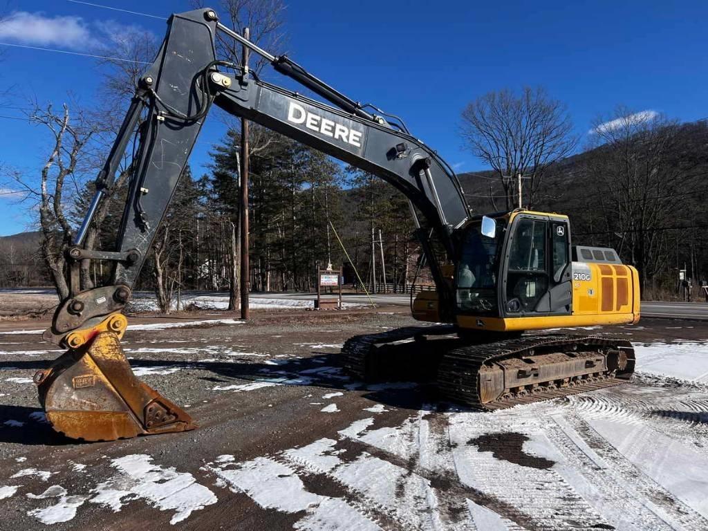 DEERE 210G LC Гусеничные экскаваторы