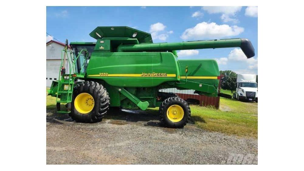 John Deere 9550 Зерноуборочные комбайны