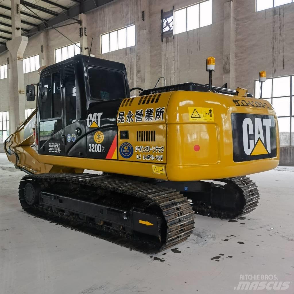 CAT 320 D2 Гусеничные экскаваторы