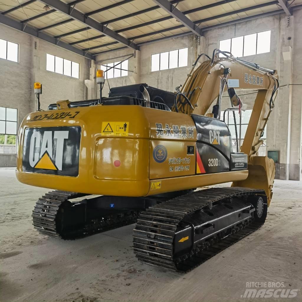 CAT 320 D2 Гусеничные экскаваторы