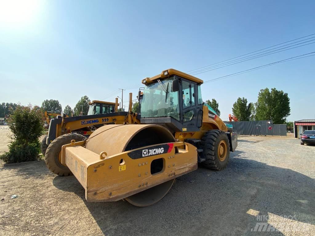 XCMG SX233JE Грунтовые катки