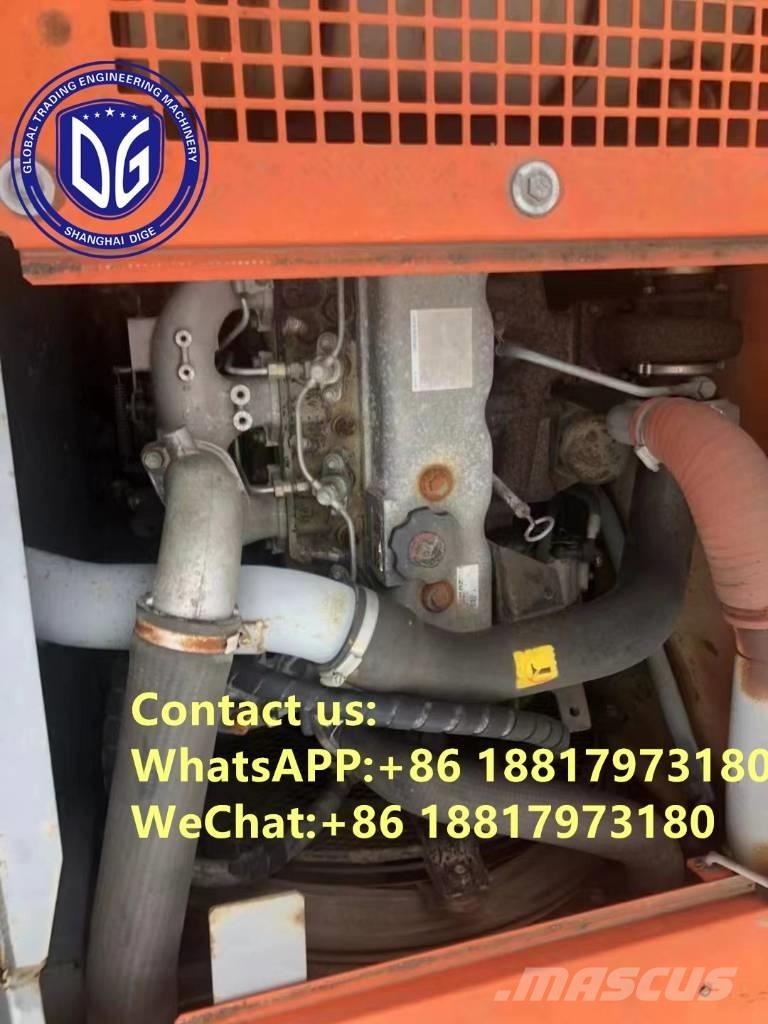 Hitachi ZX 135 US Гусеничные экскаваторы