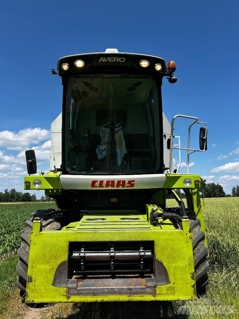 CLAAS Avero 240 Зерноуборочные комбайны