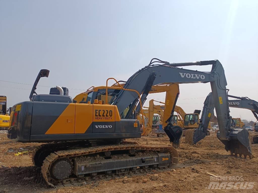 Volvo EC 220 Гусеничные экскаваторы
