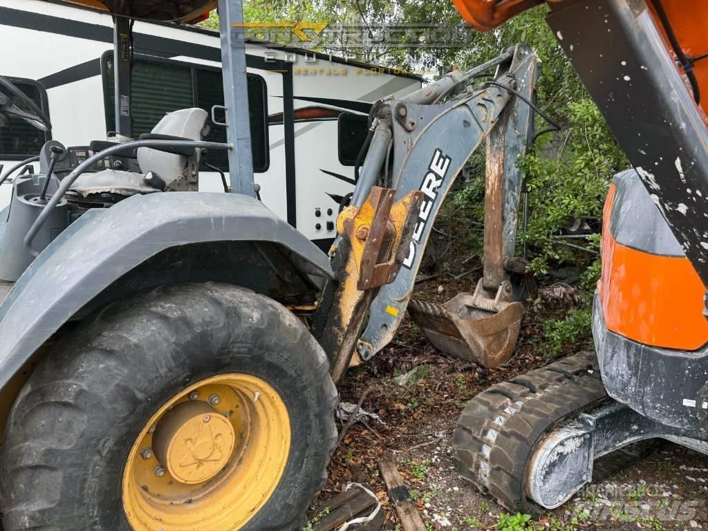 DEERE 310J Экскаваторы-погрузчики
