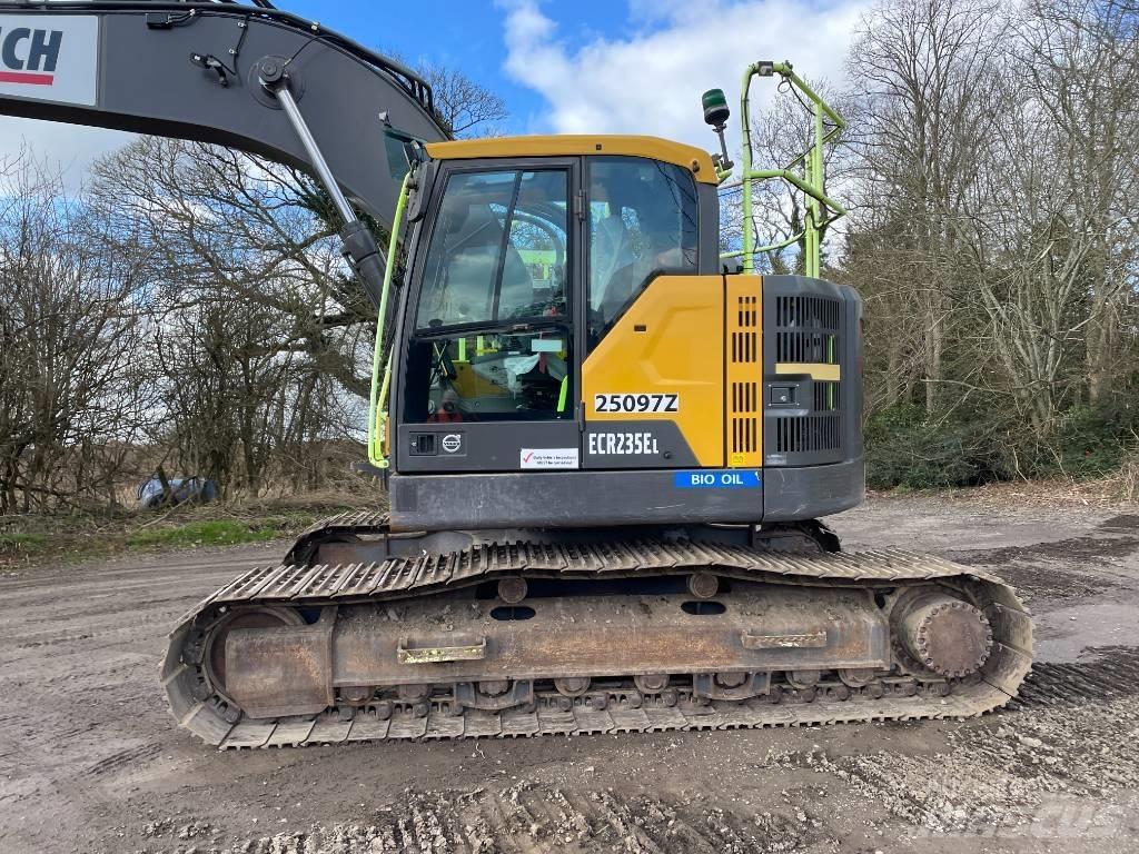 Volvo ECR 235 Гусеничные экскаваторы