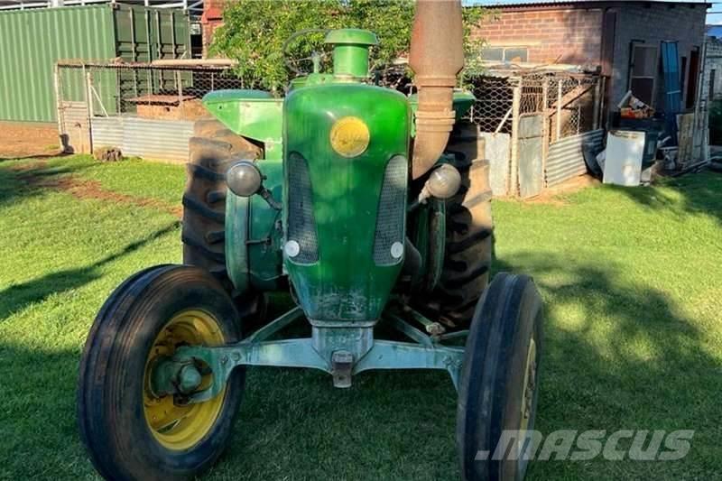 John Deere Lance Трактора