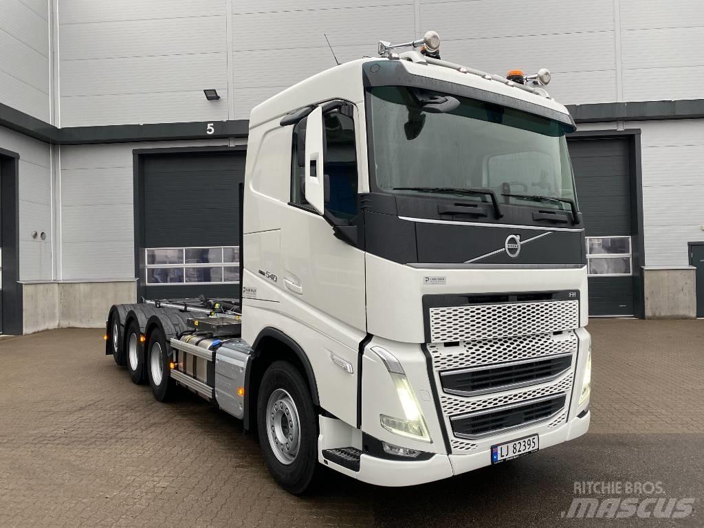 Volvo FH540 Tridem Грузовики-Мультилифты