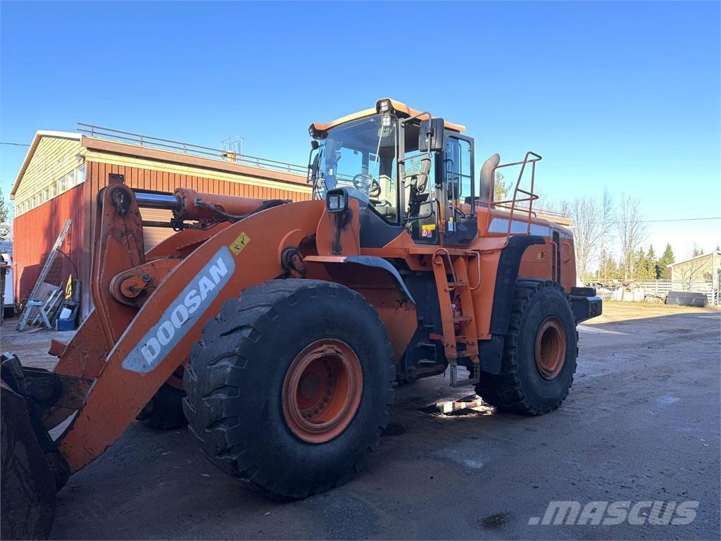Doosan DL 550-3 Фронтальные погрузчики