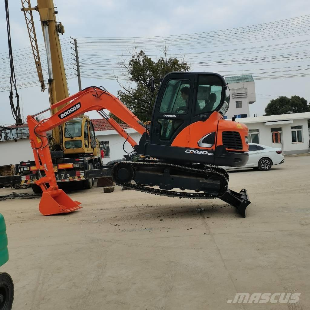 Doosan DX 60-9 C Гусеничные экскаваторы