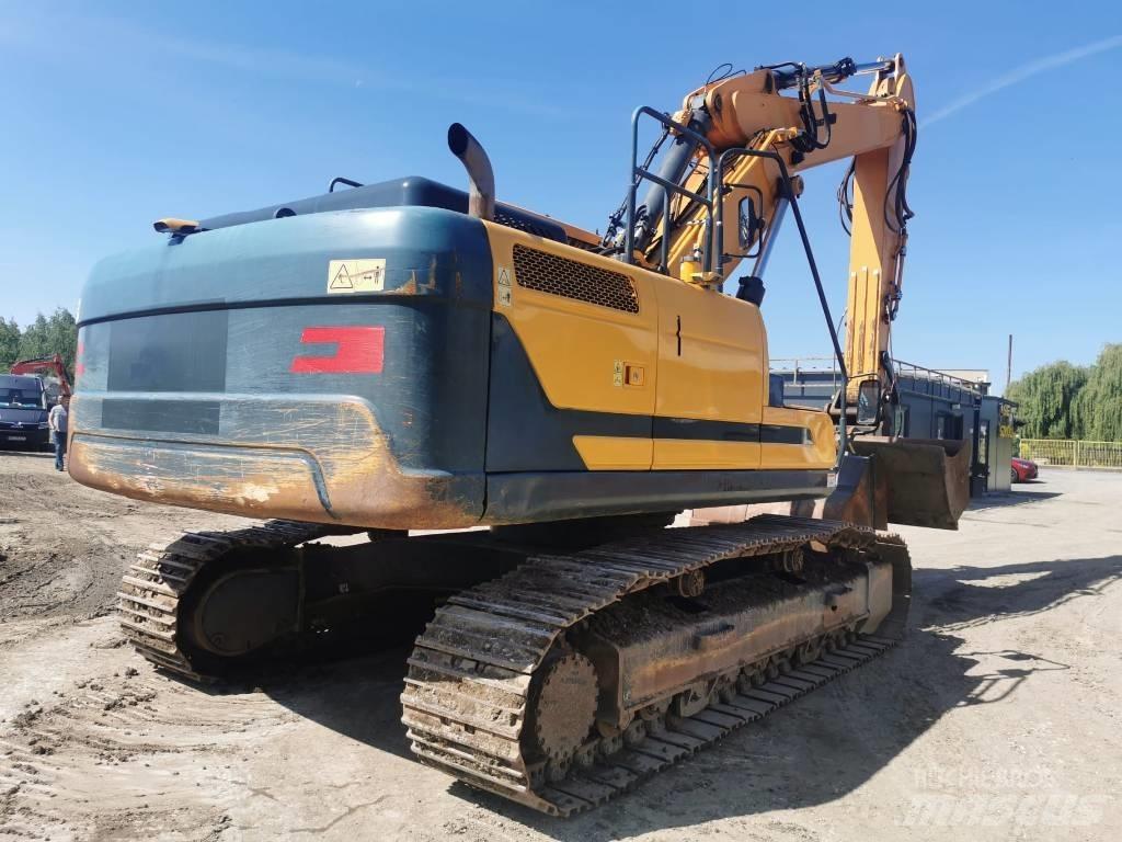 Hyundai HX 260 NL Гусеничные экскаваторы