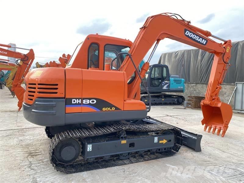 Doosan DH 80 Гусеничные экскаваторы