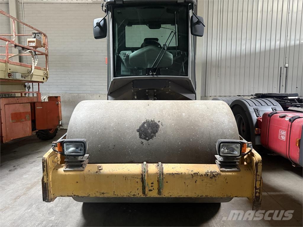 Volvo SD77 Грунтовые катки