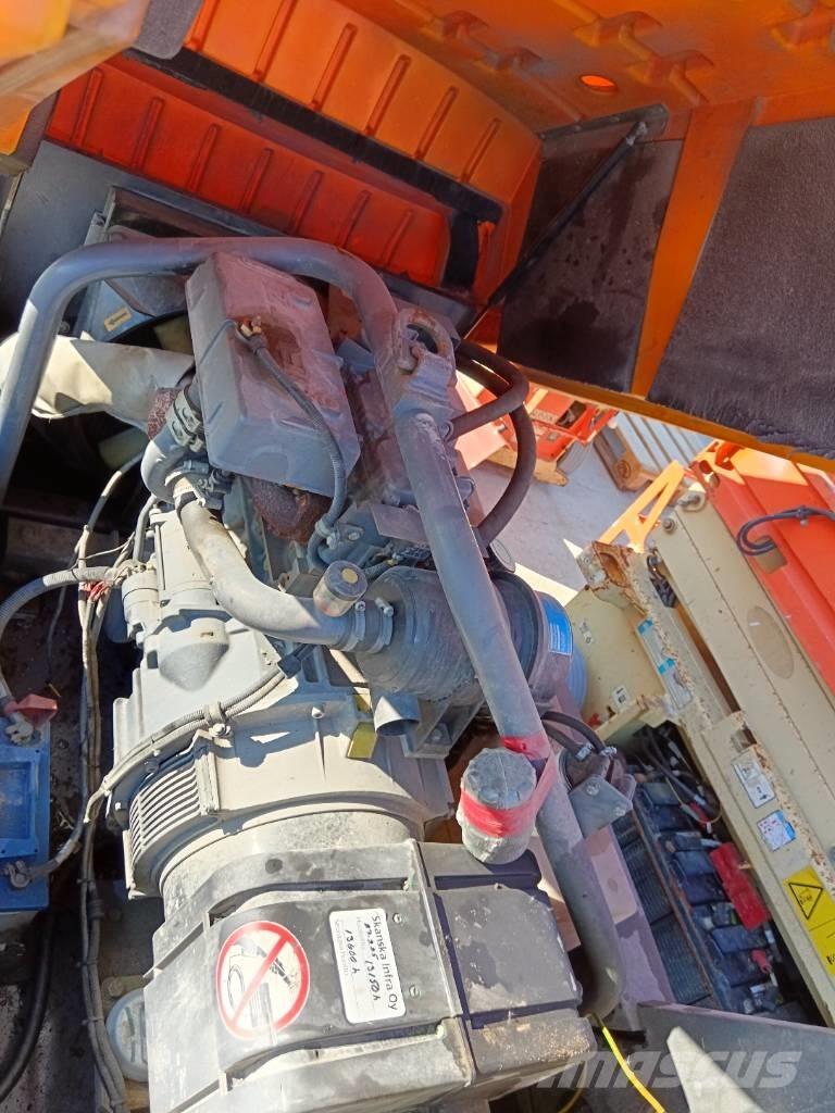 Atlas Copco QAX 30 Дизельные генераторы