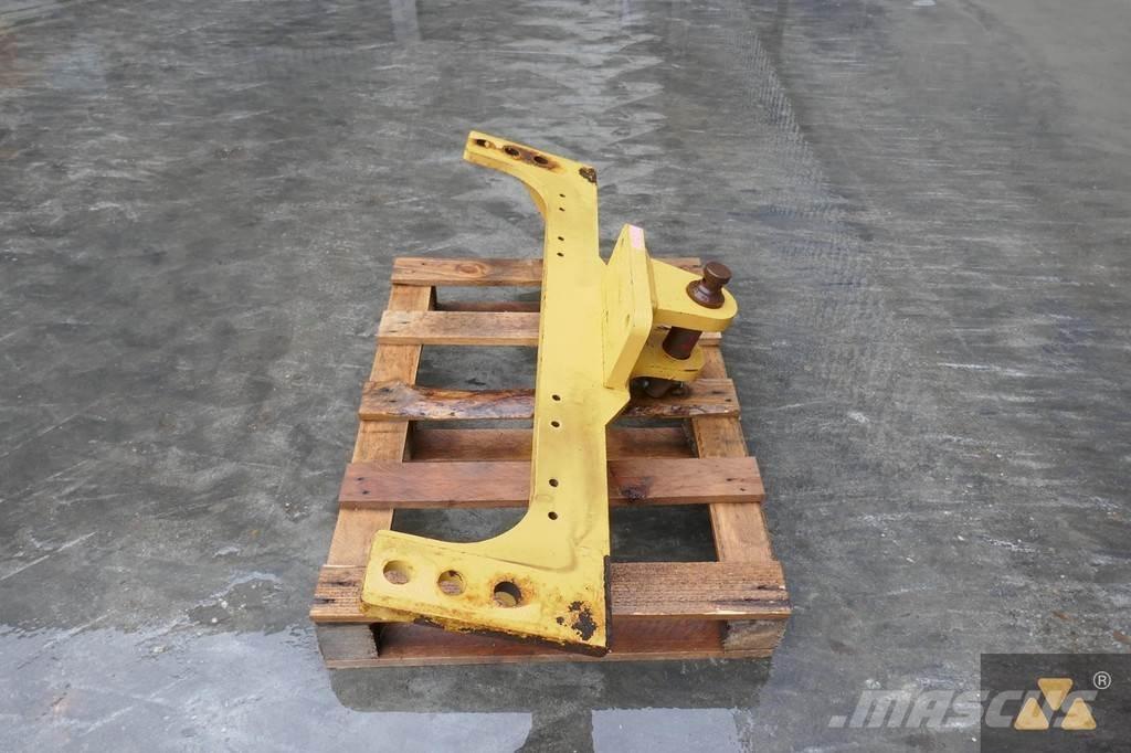 CAT 140M Drawbar Коммерческий транспорт - Другие