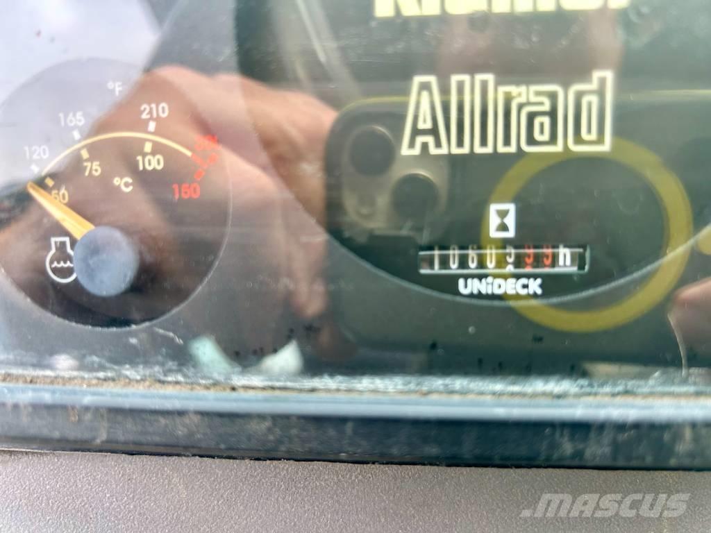 Kramer 320 Фронтальные погрузчики