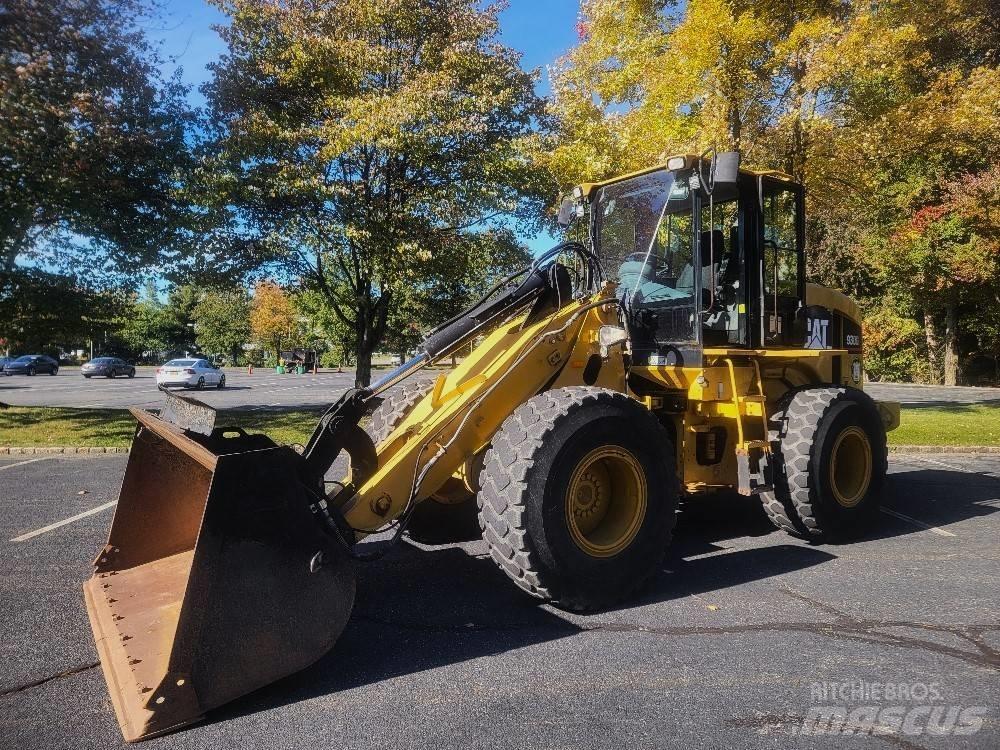 CAT 930 G Фронтальные погрузчики