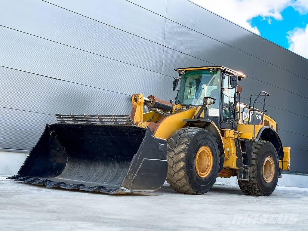 CAT 972M Фронтальные погрузчики