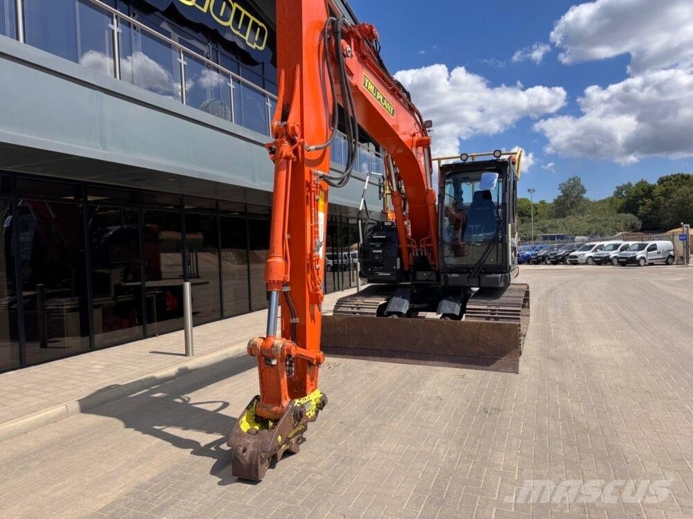 Hitachi ZX135USBL-7 Гусеничные экскаваторы