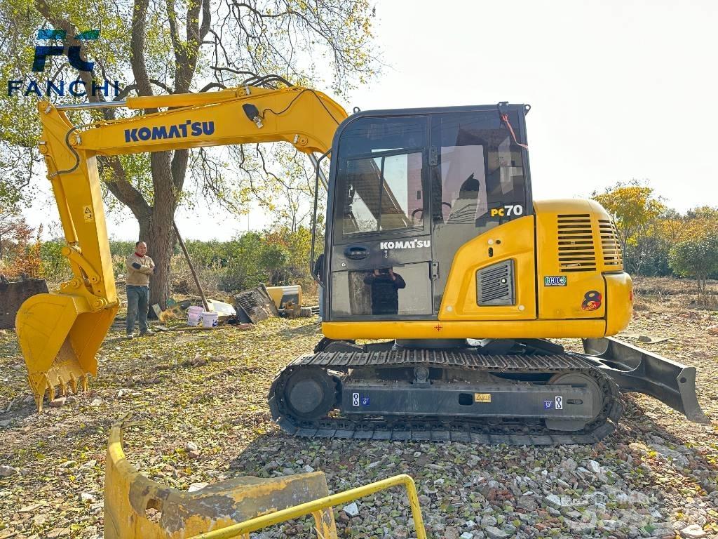 Komatsu PC70-8 Гусеничные экскаваторы