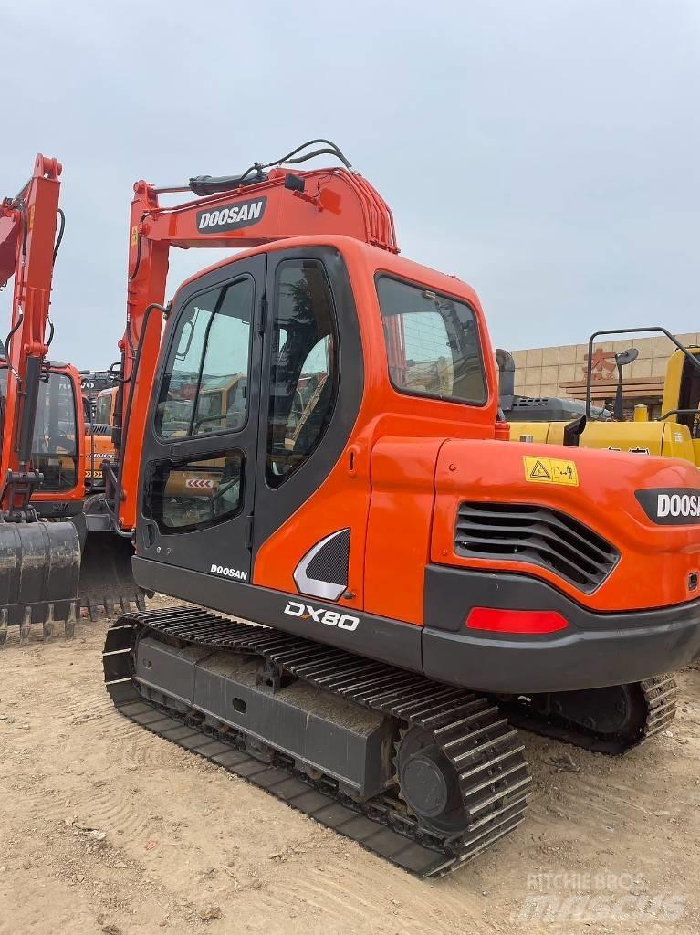 Doosan DX80 Малые экскаваторы 7т-12т