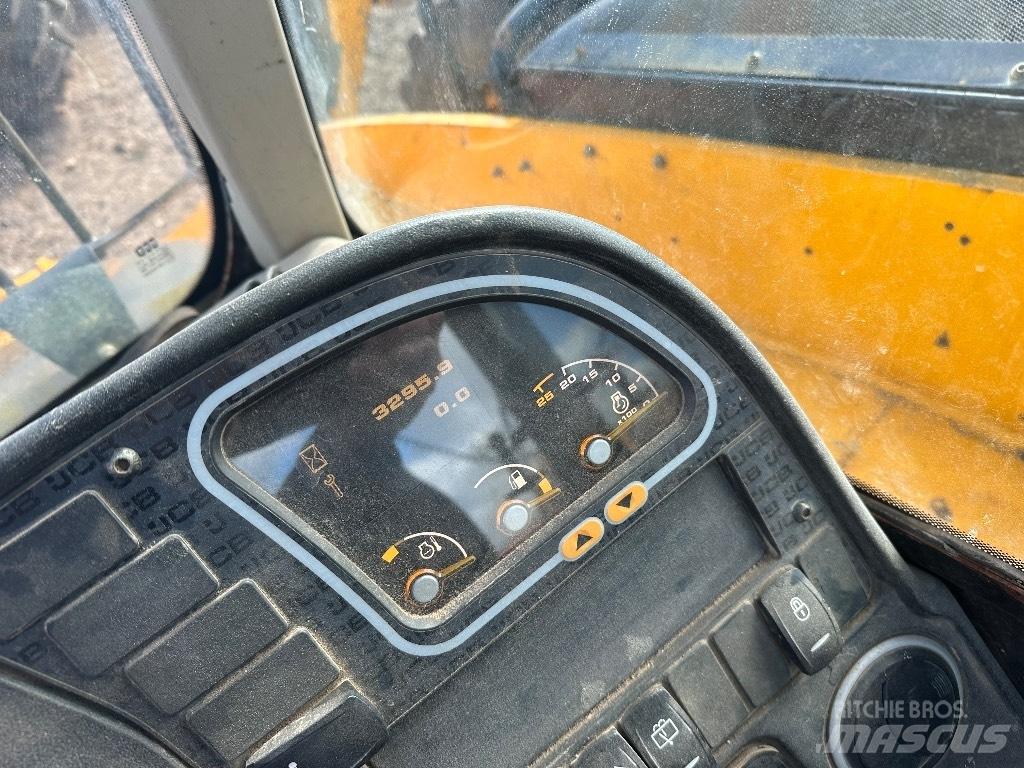 JCB 533-105 Телескопические погрузчики