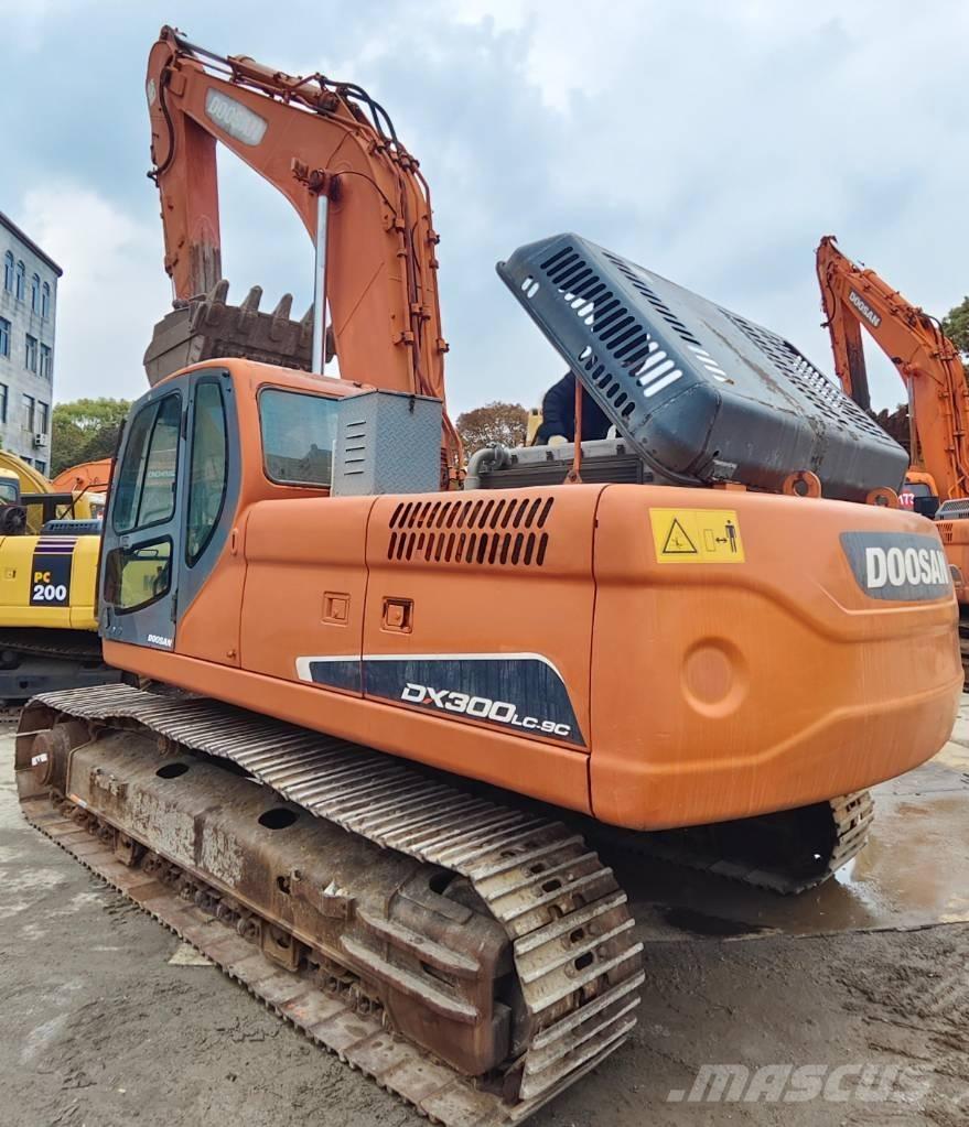 Doosan DX 300 LC Гусеничные экскаваторы