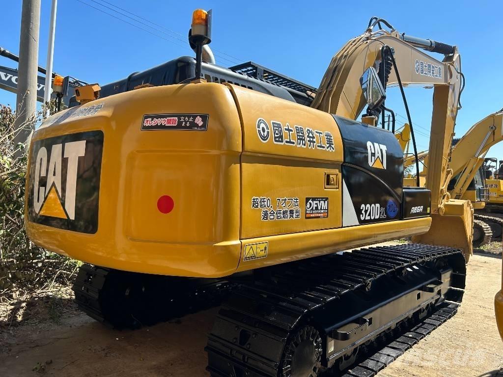 CAT 320D2L Гусеничные экскаваторы