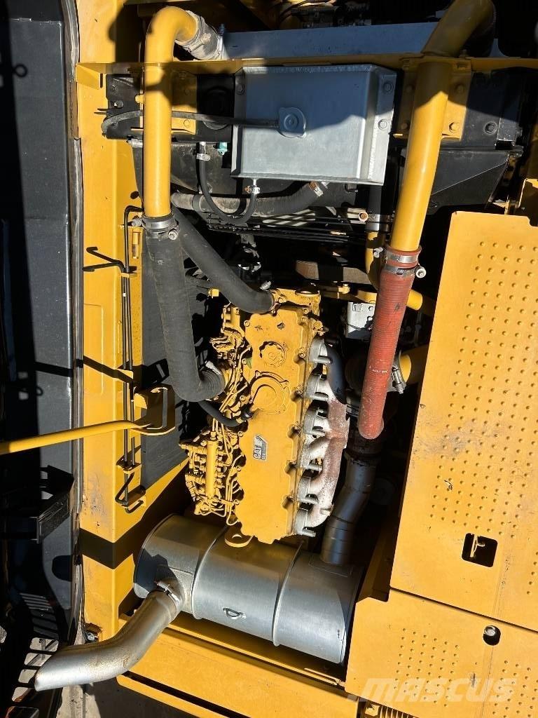 CAT 320D2L Гусеничные экскаваторы