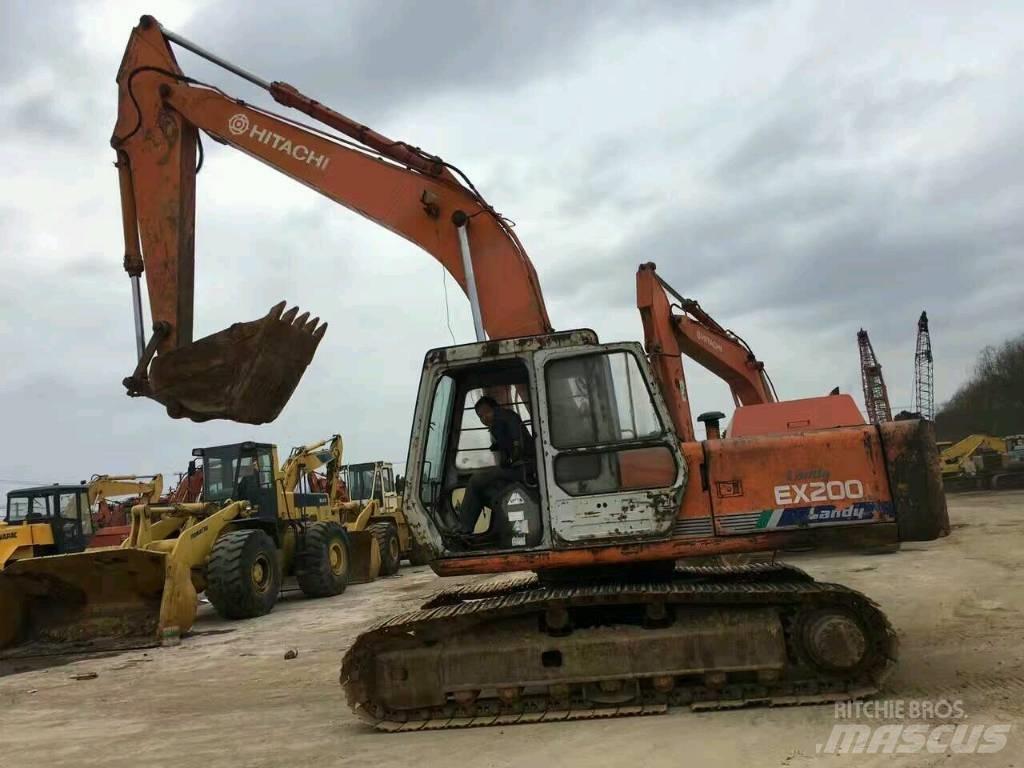Hitachi EX 200-1 Гусеничные экскаваторы