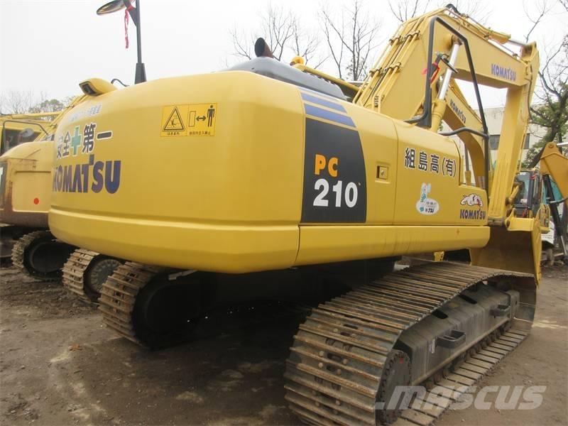 Komatsu PC 210 LC Гусеничные экскаваторы