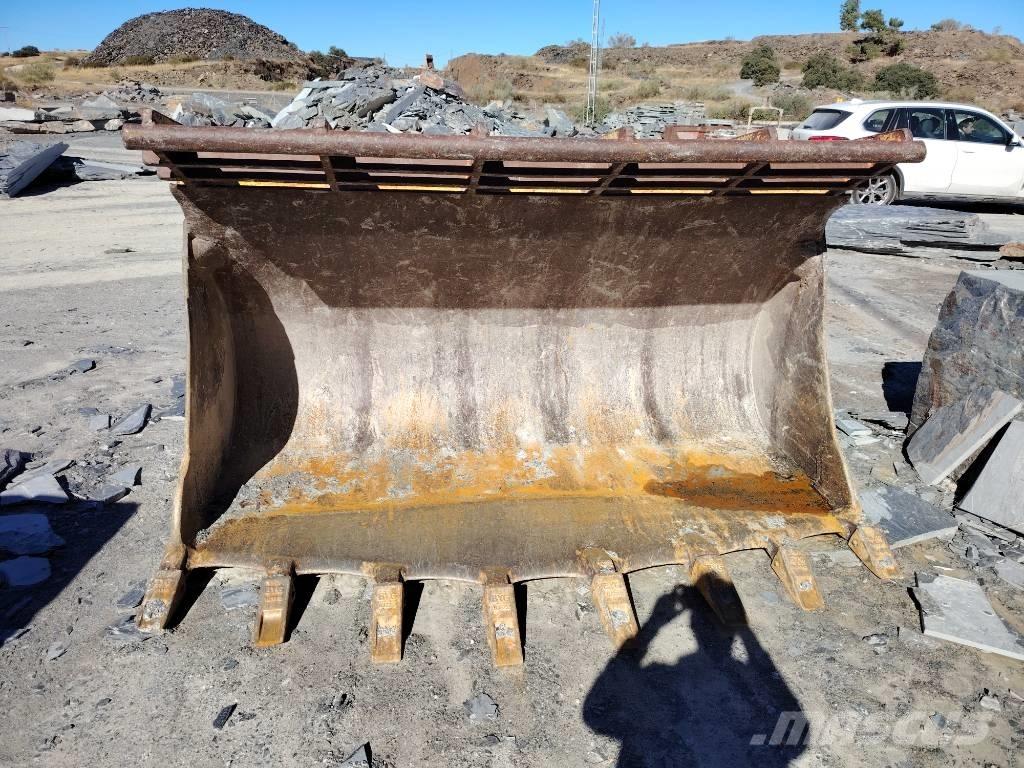 Hitachi ZW 180-6 Фронтальные погрузчики