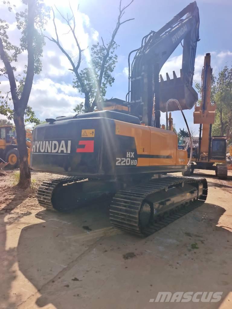 Hyundai HX220HD Гусеничные экскаваторы
