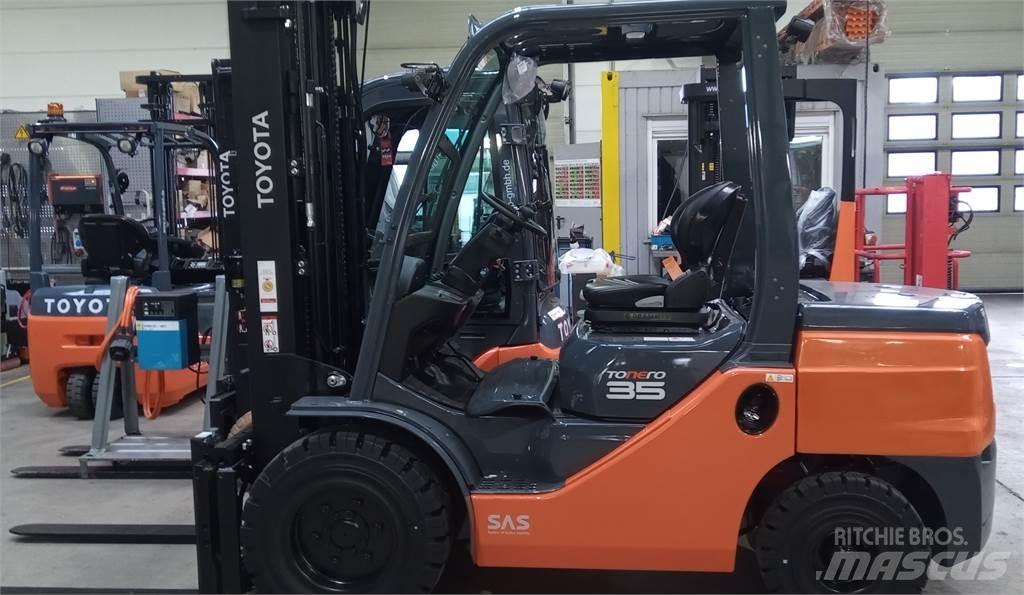 Toyota 52-8FDJF35 Дизельные погрузчики