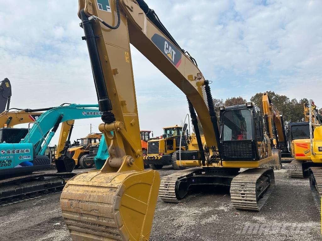 CAT 320 D2 Гусеничные экскаваторы
