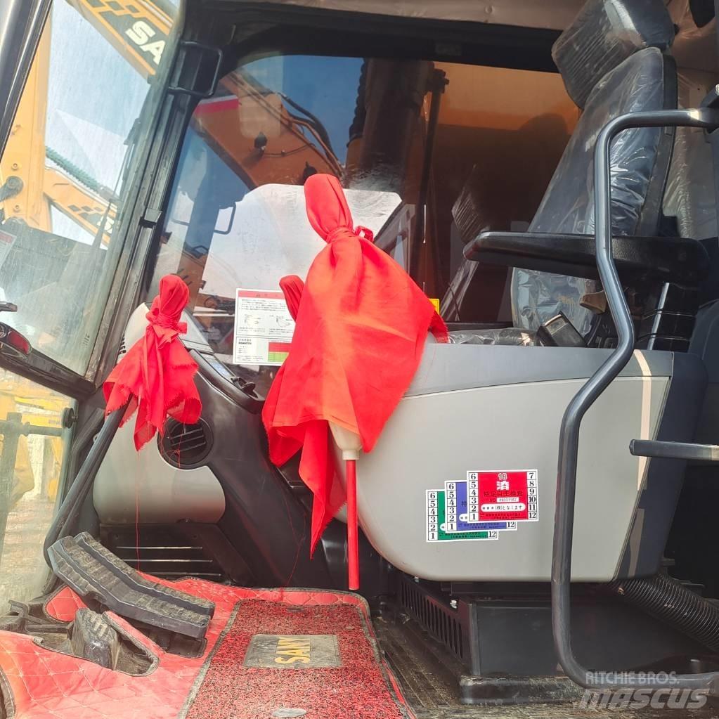Komatsu PC 200-8 Гусеничные экскаваторы